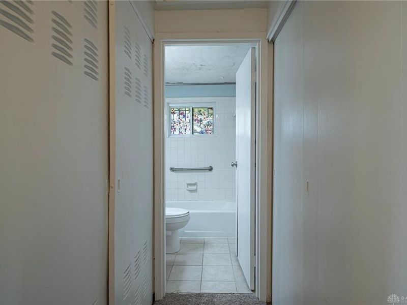 3852 Waterbury Drive, Kettering, OH 45439 Photo 8