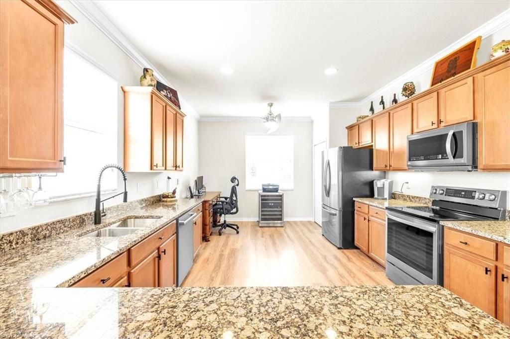 13064 Silver Thorn Loop, North Fort Myers, FL 33903 Photo