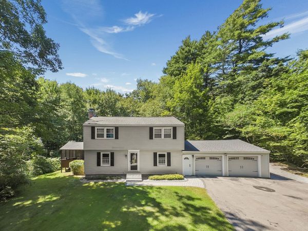 16 Juniper Drive, Amherst, NH 03031