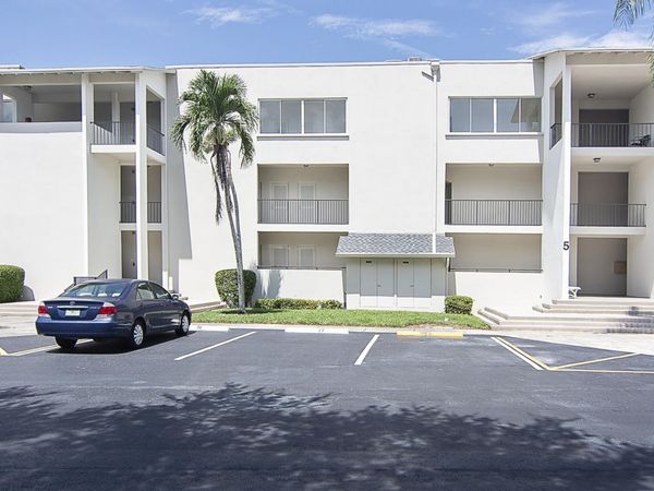 11811 Ave Of The PGA, Unit 5-3C, Palm Beach Gardens, FL 33418