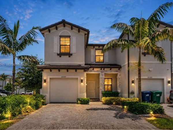 20397 NW 6th Pl, Miami Gardens, FL 33169