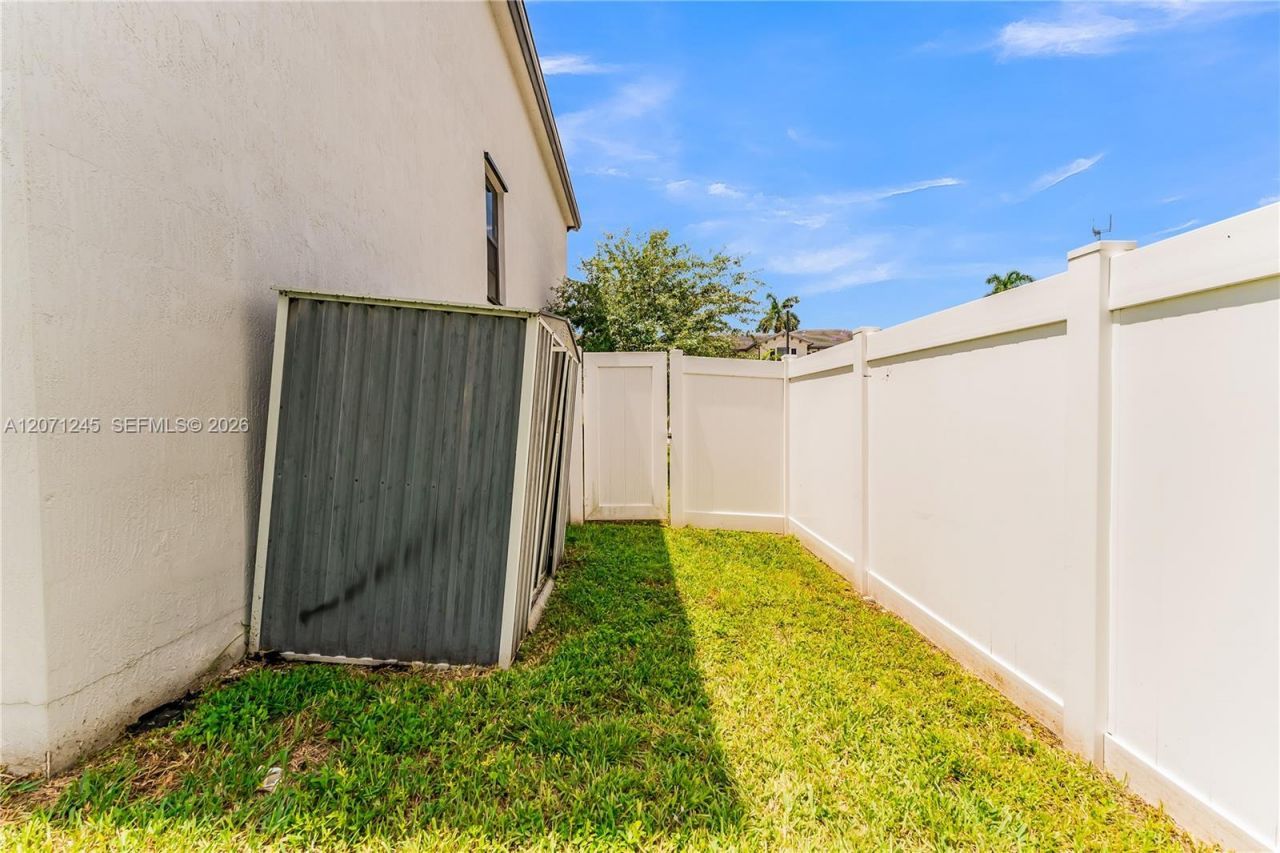 20397 NW 6th Pl, Miami Gardens, FL 33169 Photo