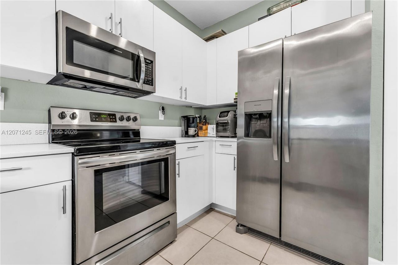 20397 NW 6th Pl, Miami Gardens, FL 33169 Photo