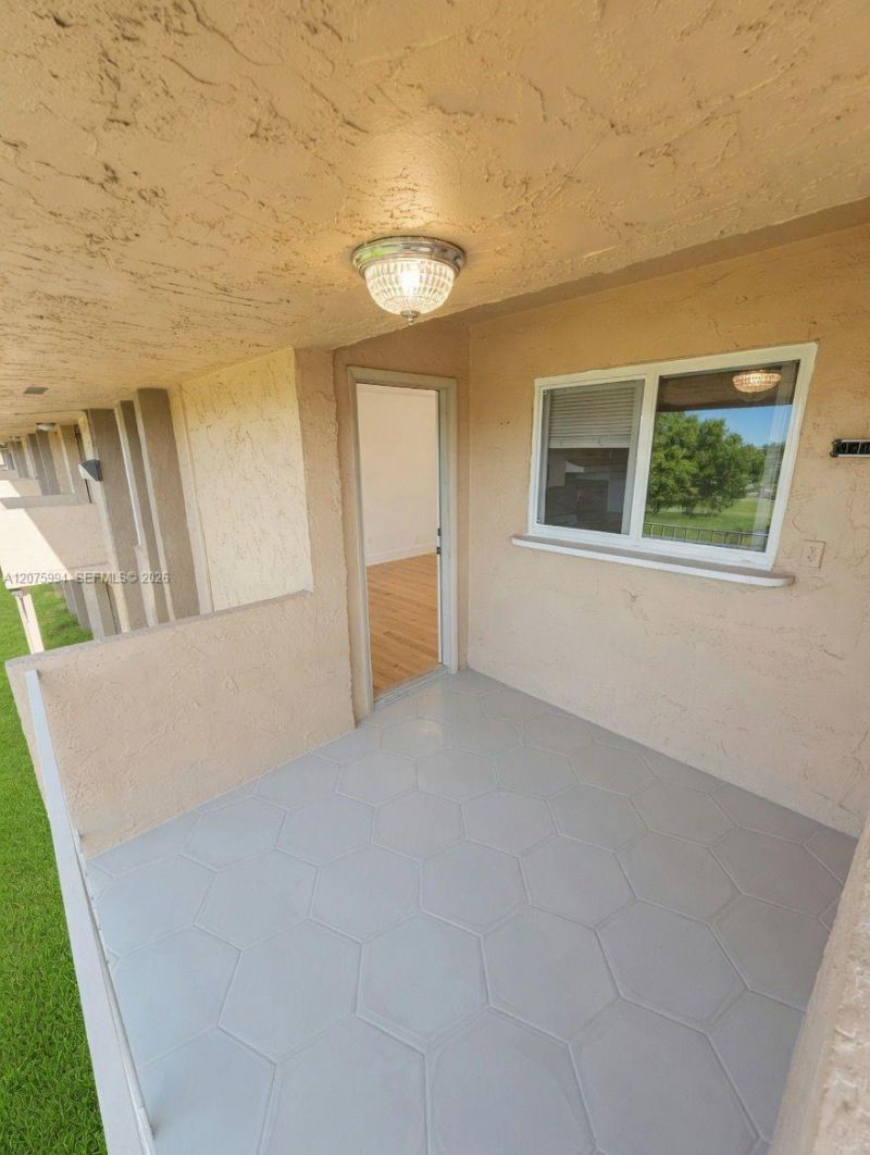 6850 W 14th Ct , Unit B17, Hialeah, FL 33014 Photo