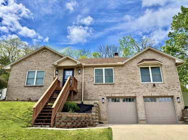 1370 Maple Leaf Court, Sidney, OH 45365
