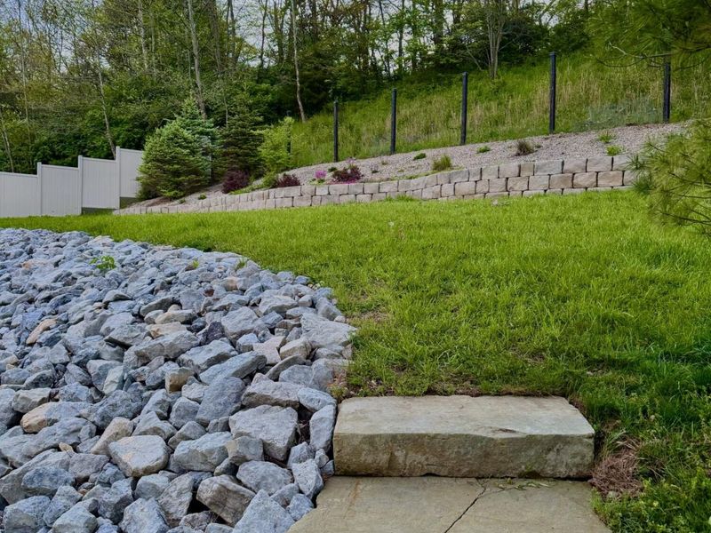 1370 Maple Leaf Court, Sidney, OH 45365 Photo 6