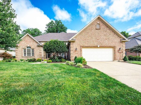 115 Hunter Woods Drive, Oxford, OH 45056