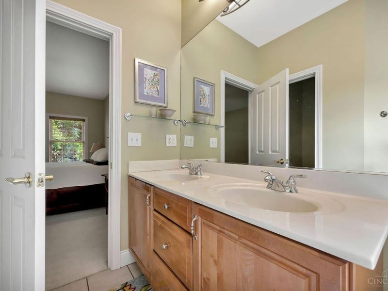 115 Hunter Woods Drive, Oxford, OH 45056 Photo 26
