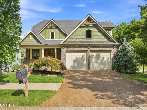 717 Black Cove Lane, Loudon, TN 37774