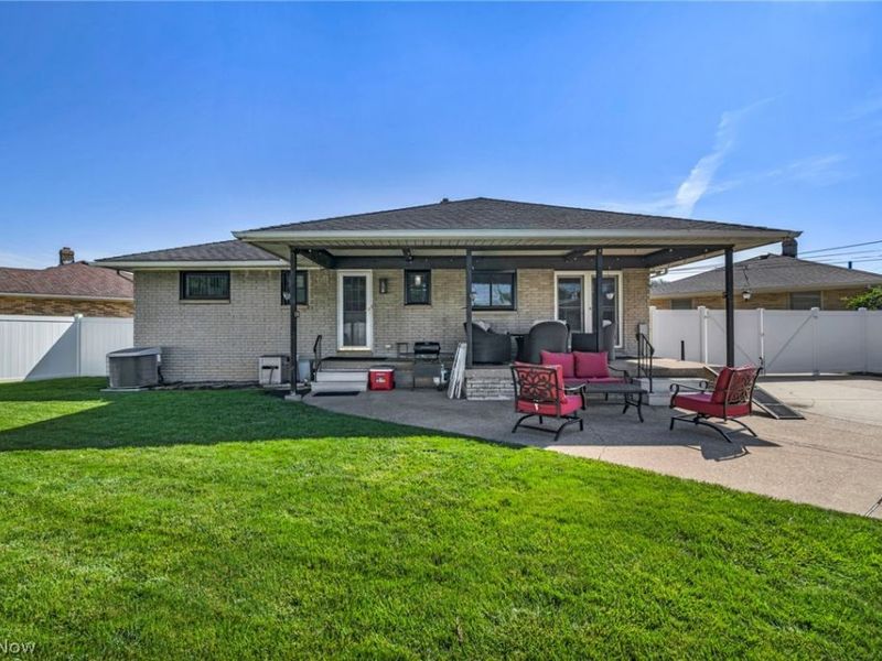9672 Melody Lane , Brooklyn, OH 44144 Photo 39