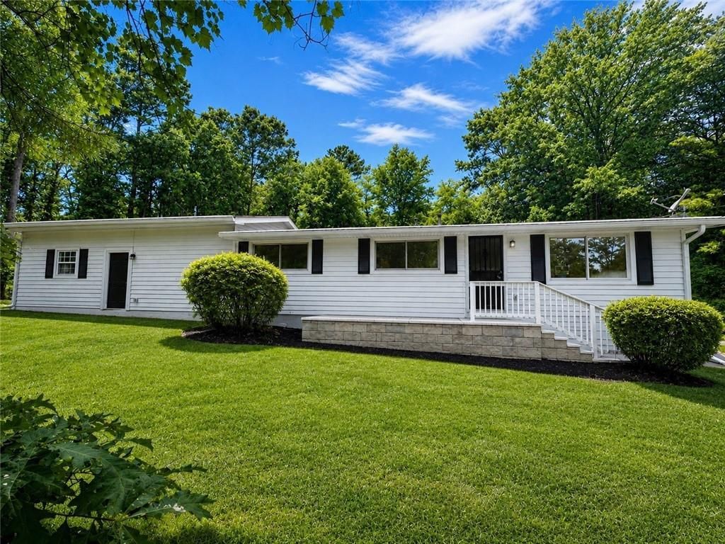 1883 Niskey Lake Road Sw, Atlanta, GA 30331 Main Photo
