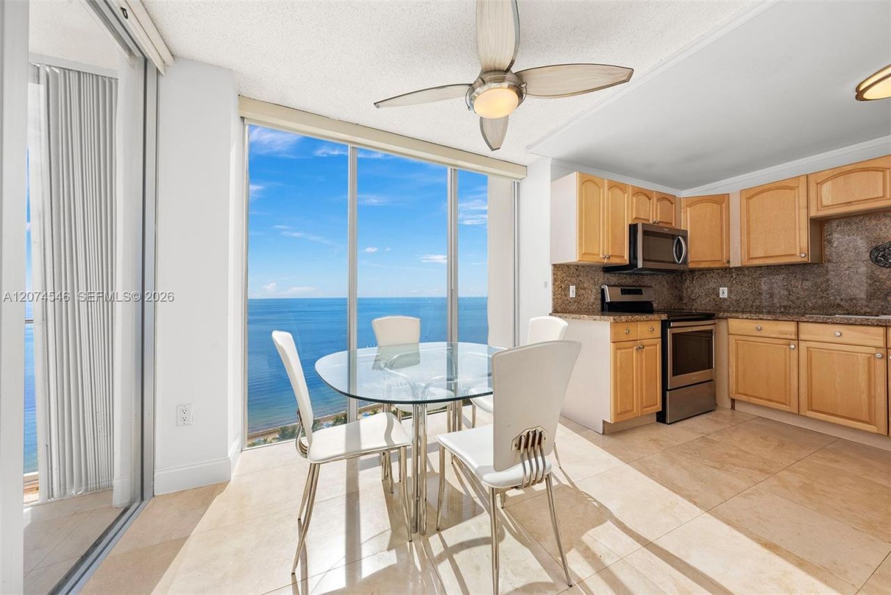 881 Ocean Dr , Unit 16F, Key Biscayne, FL 33149 Photo