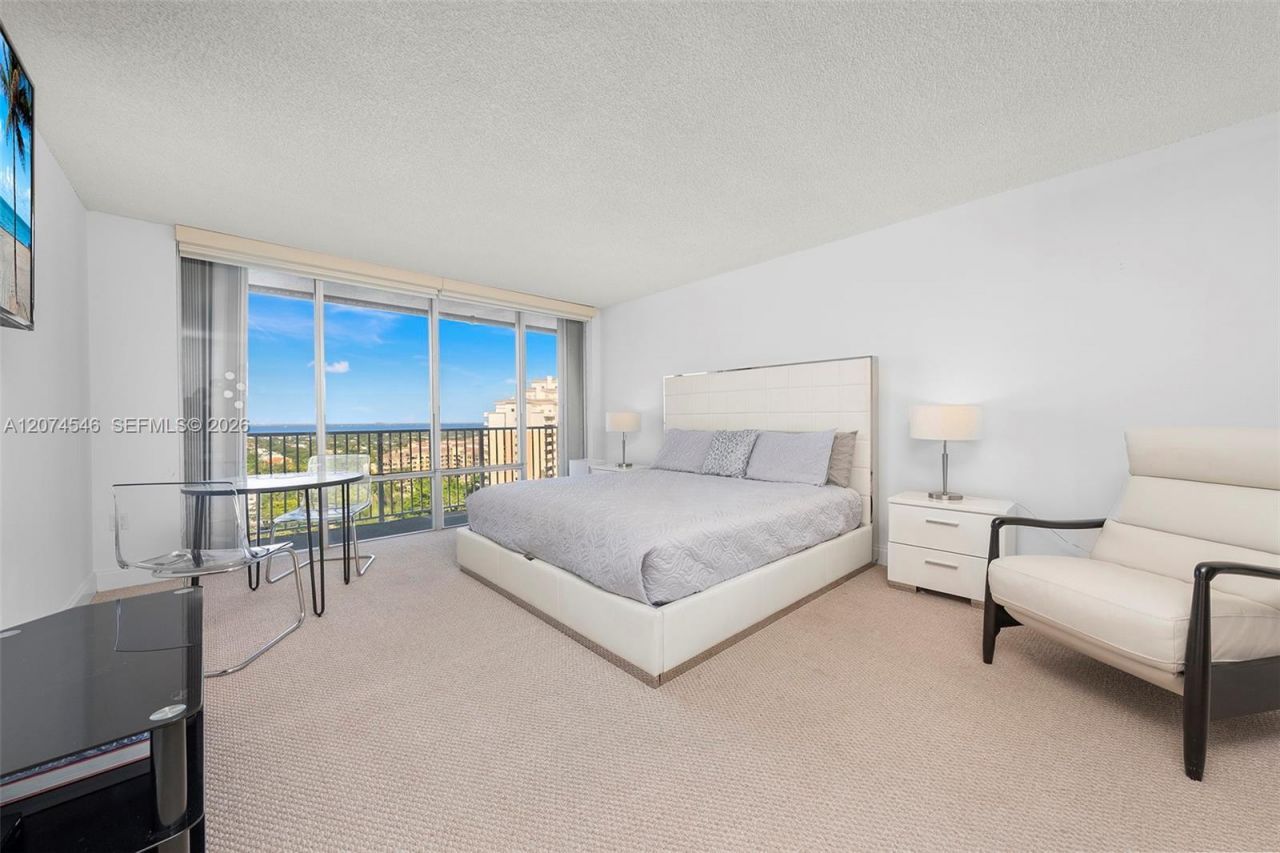 881 Ocean Dr , Unit 16F, Key Biscayne, FL 33149 Photo