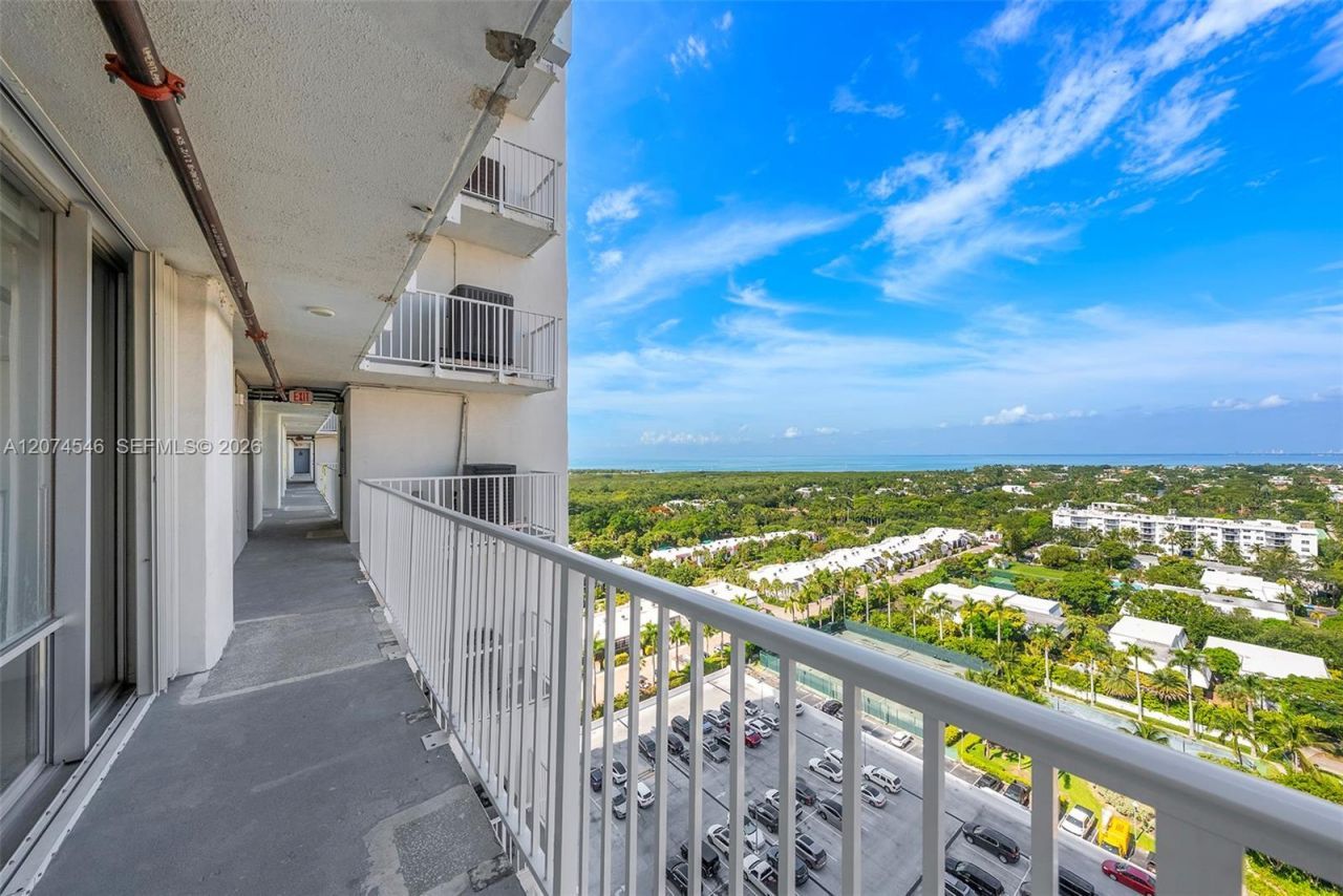 881 Ocean Dr , Unit 16F, Key Biscayne, FL 33149 Photo