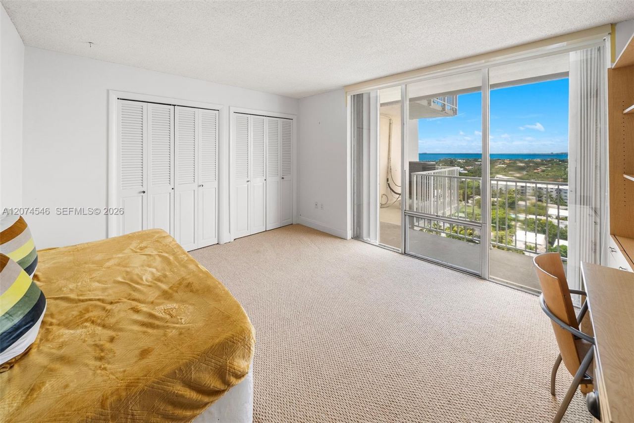 881 Ocean Dr , Unit 16F, Key Biscayne, FL 33149 Photo