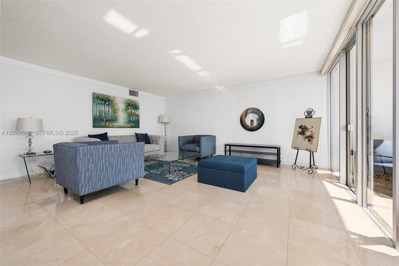 881 Ocean Dr , Unit 16F, Key Biscayne, FL 33149 Photo