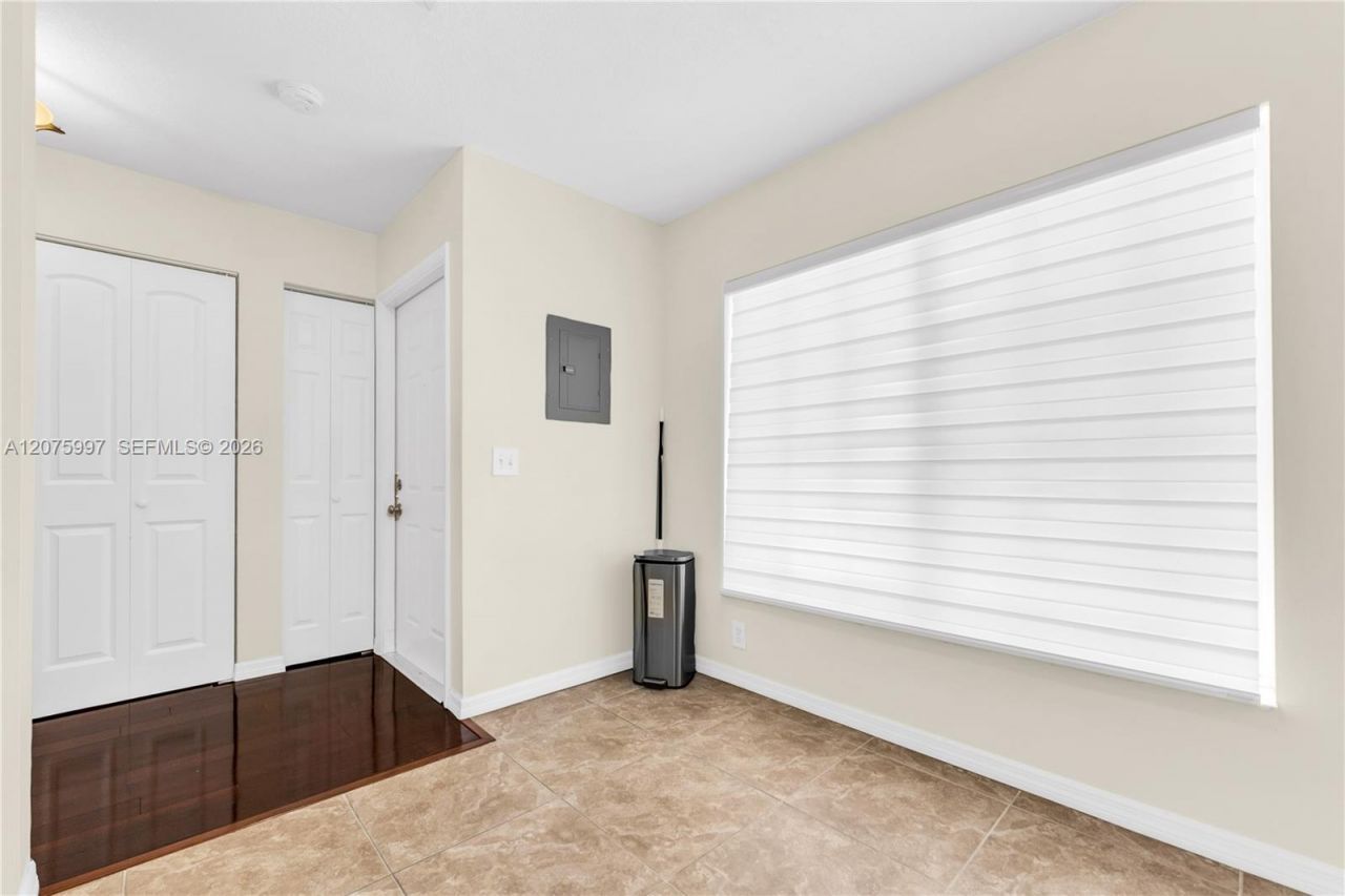 127 NW 108th Ave , Unit 643L, Pembroke Pines, FL 33026 Photo