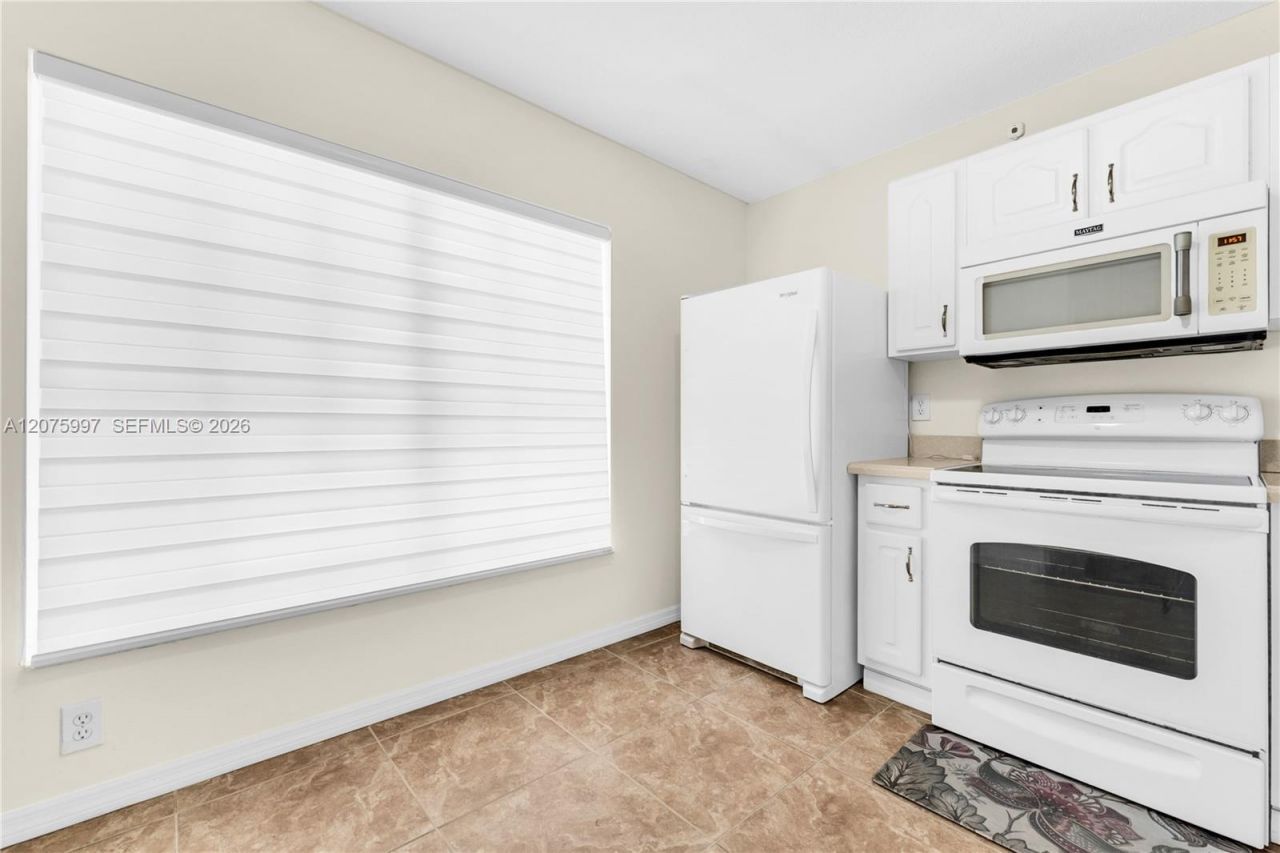 127 NW 108th Ave , Unit 643L, Pembroke Pines, FL 33026 Photo
