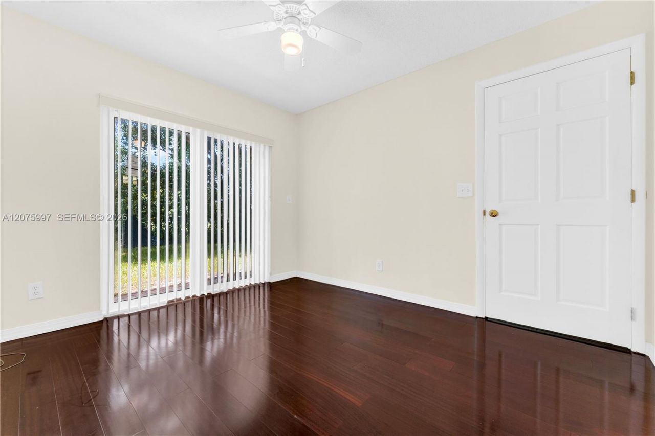 127 NW 108th Ave , Unit 643L, Pembroke Pines, FL 33026 Photo