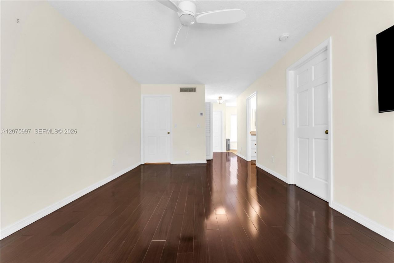 127 NW 108th Ave , Unit 643L, Pembroke Pines, FL 33026 Photo