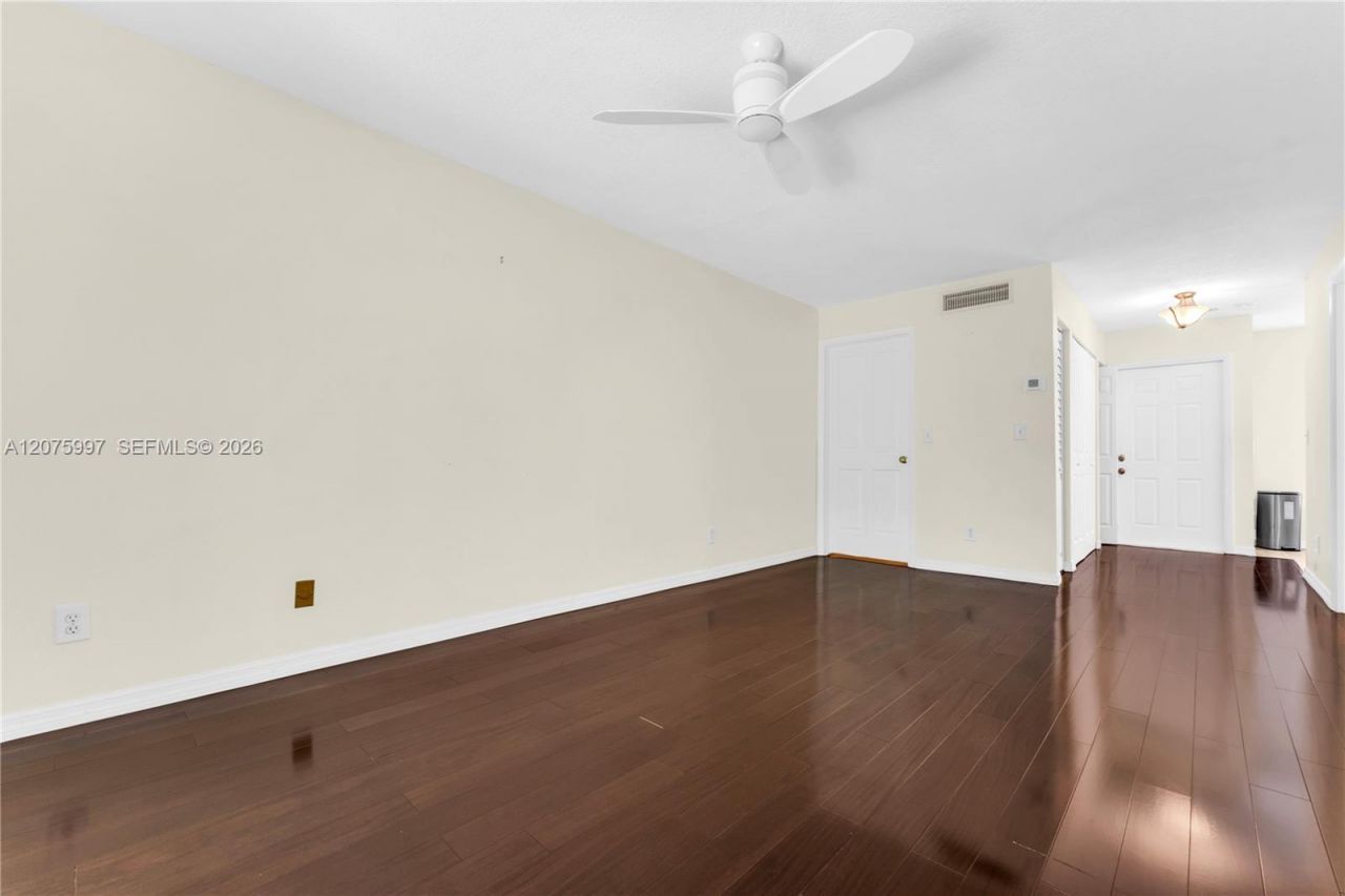 127 NW 108th Ave , Unit 643L, Pembroke Pines, FL 33026 Photo