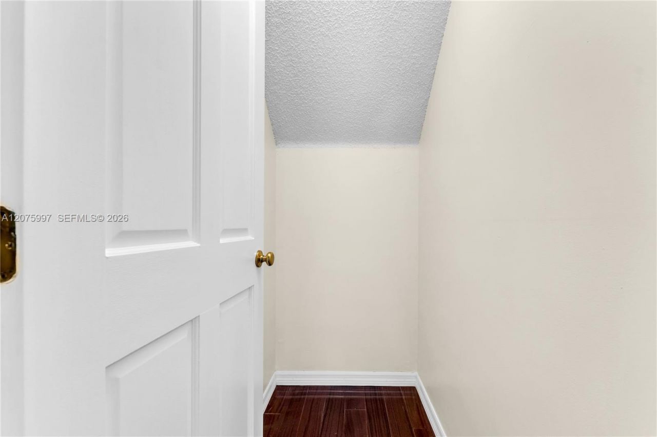 127 NW 108th Ave , Unit 643L, Pembroke Pines, FL 33026 Photo