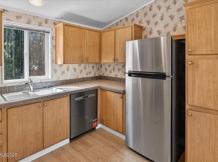 176 Crescent Drive, Stateline, NV 89449 Photo