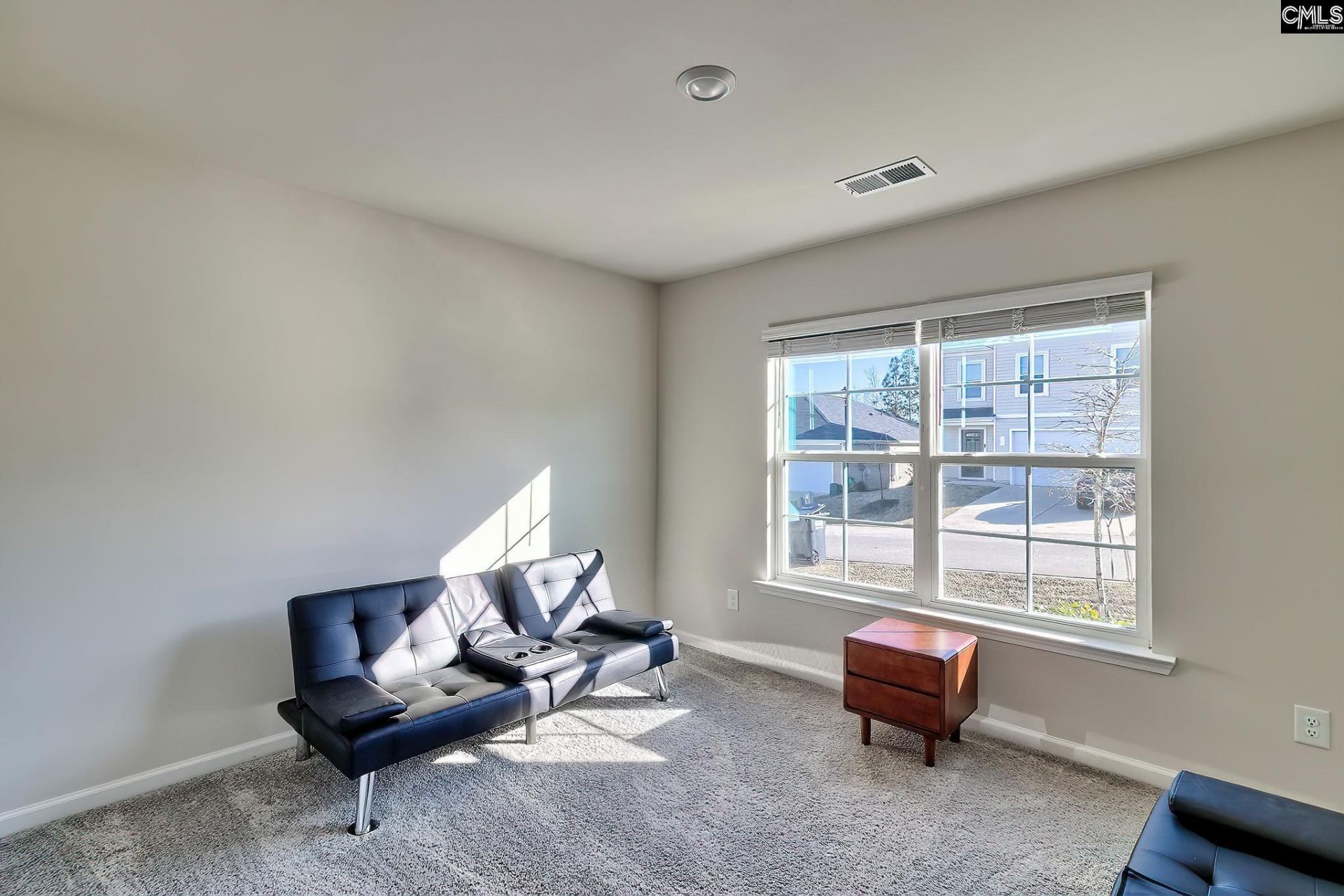 931 Cornwallis Way  Photo 12