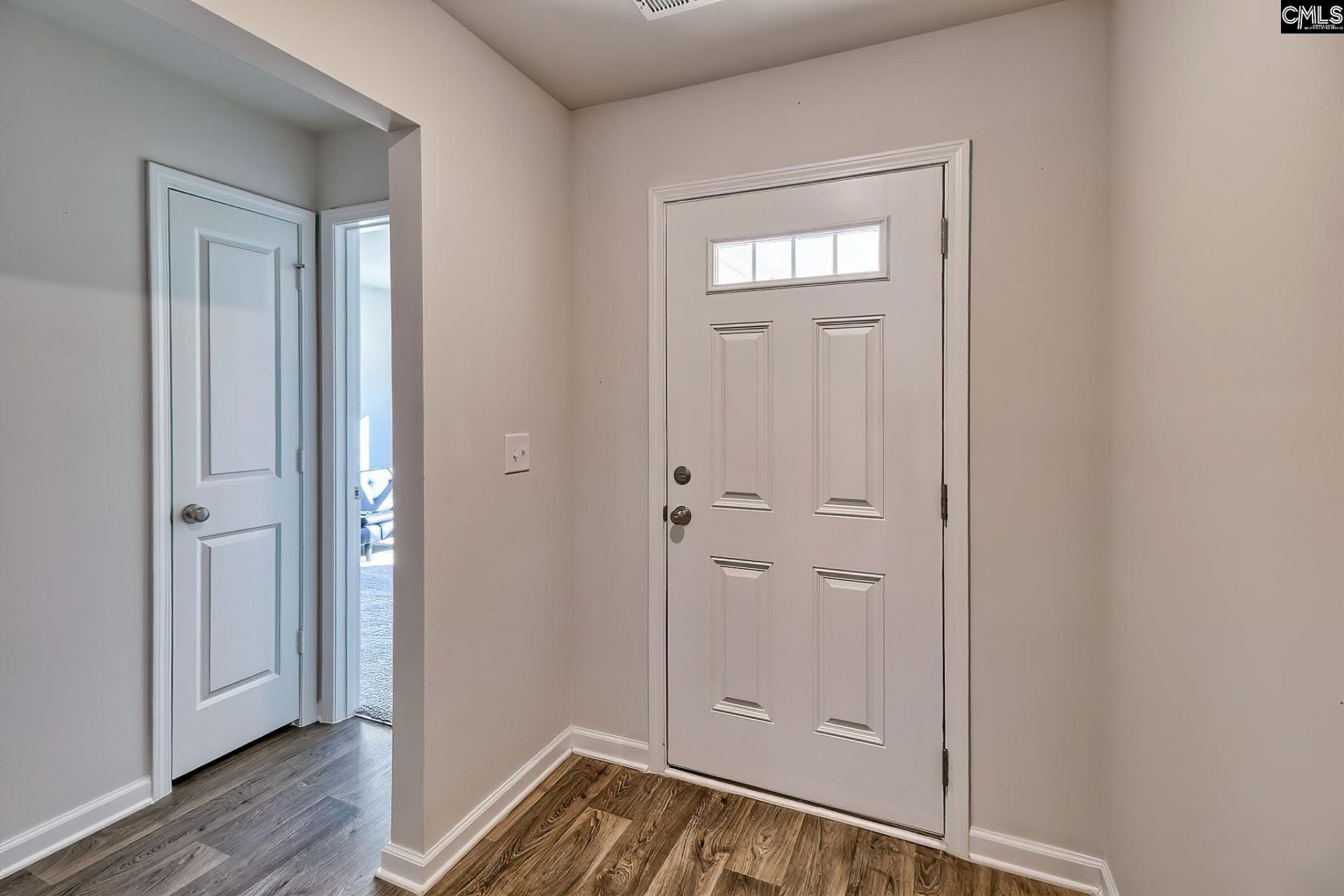 931 Cornwallis Way  Photo 6
