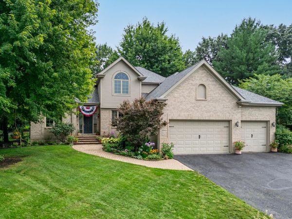 2843 APPLEWOOD Lane, ROCKFORD, IL 61114