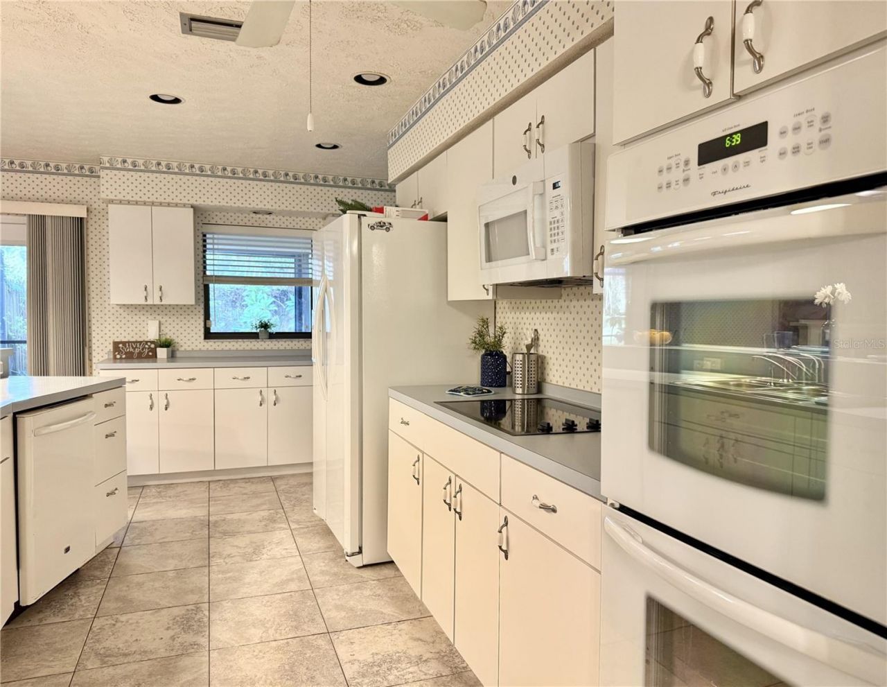 901 W River Dr , Temple Terrace, FL 33617 Photo