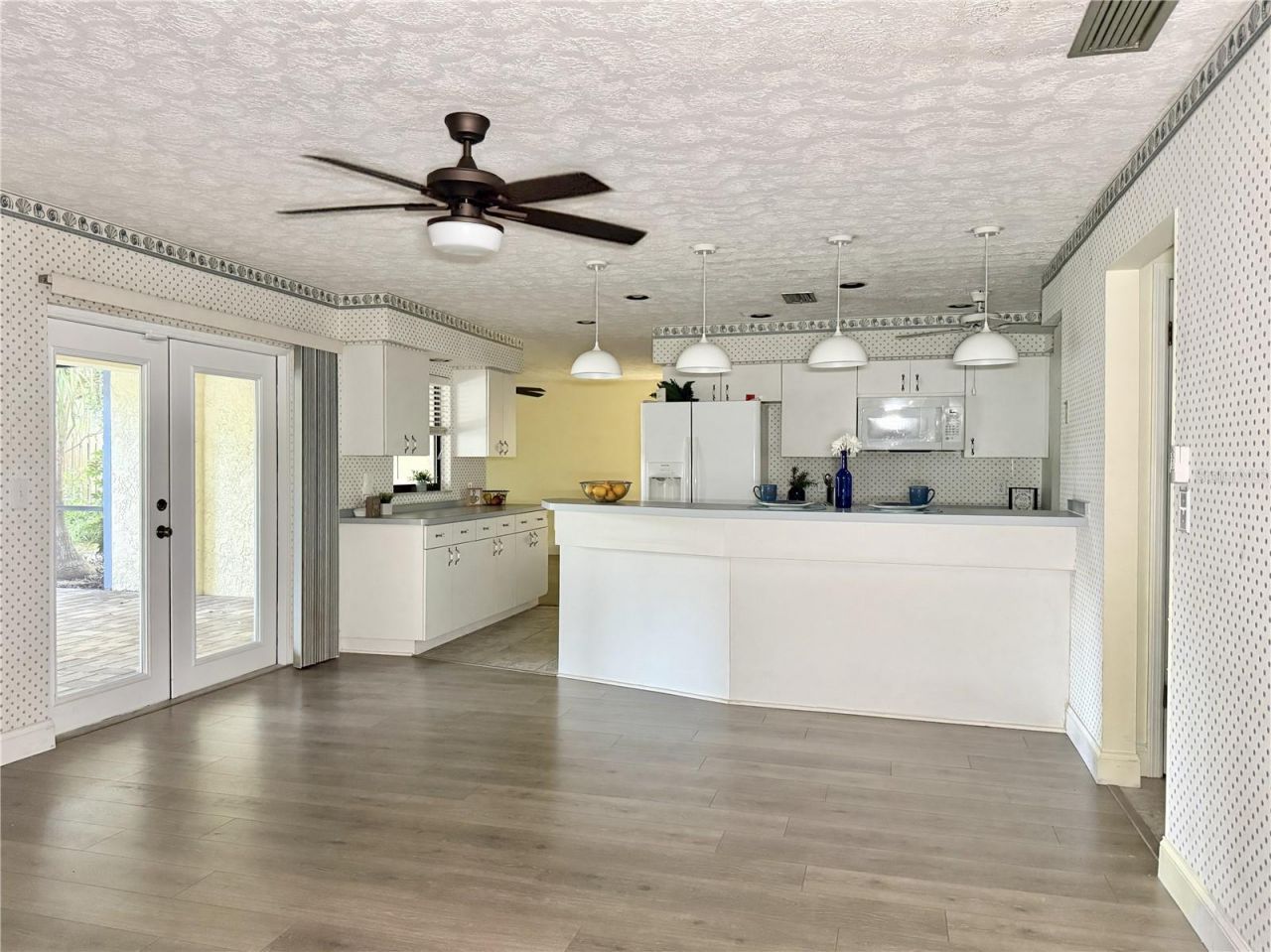 901 W River Dr , Temple Terrace, FL 33617 Photo