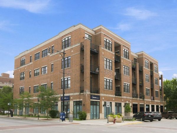 4755 N Washtenaw Avenue , Unit 309, Chicago, IL 60625