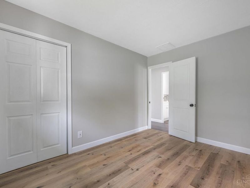 3382 Valley Wood Dr, Kettering, OH 45429 Photo 11