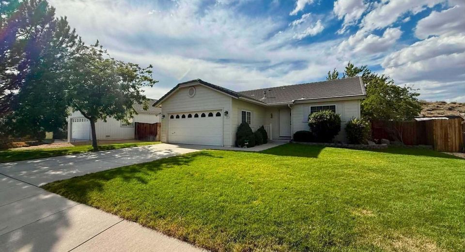 4735 Goodwin Road, Sparks, NV 89436 Photo