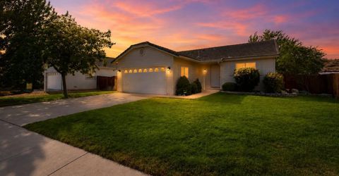 4735 Goodwin Road, Sparks, NV 89436 Photo