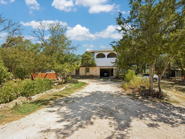 180 Lytton Acres DR, Dale, TX 78616