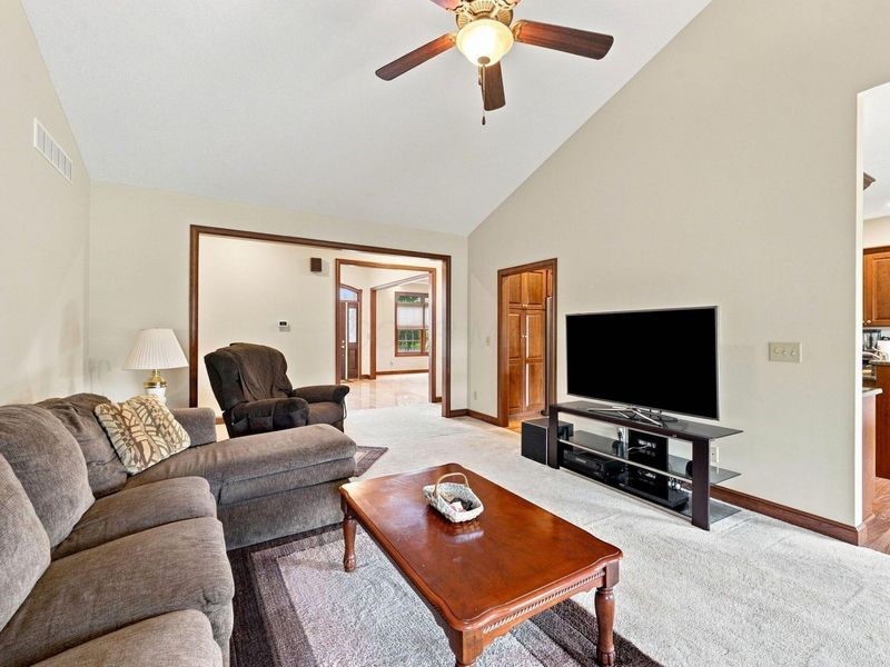 838 Marlow Circle , Marion, OH 43302 Photo 10