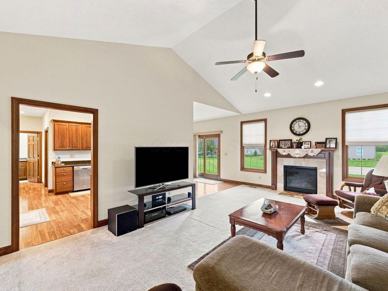 838 Marlow Circle , Marion, OH 43302 Photo 8