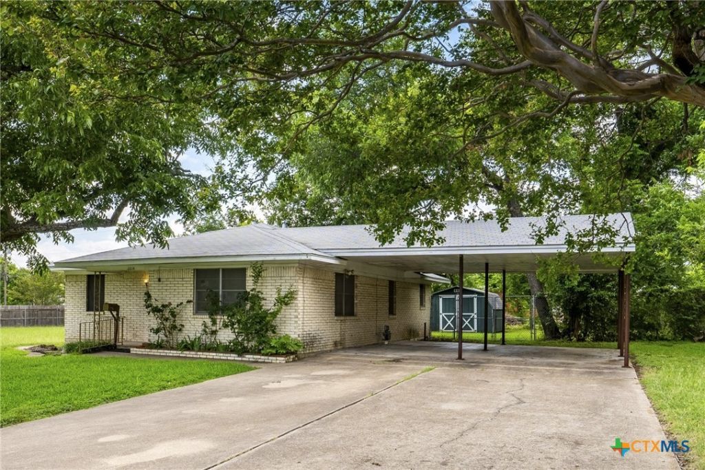 2214 S 43rd Street, Temple, TX 76504 Main Photo