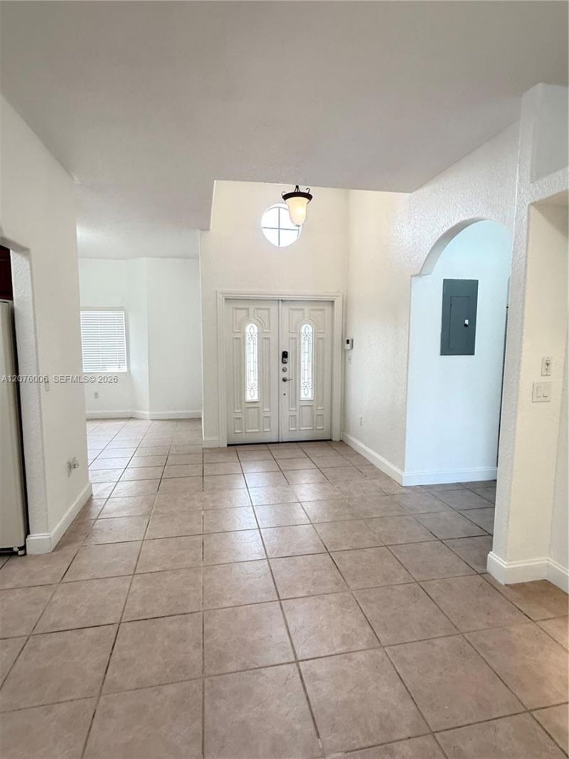 15957 SW 54th Ter , Miami, FL 33185 Photo