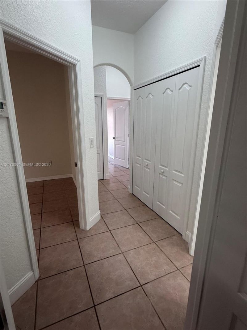 15957 SW 54th Ter , Miami, FL 33185 Photo