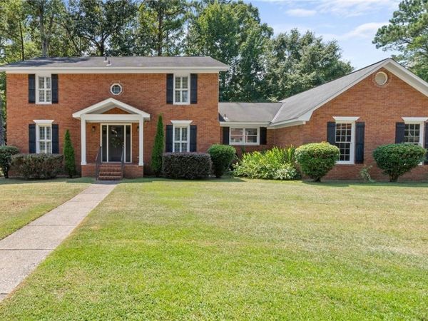 3502 Mayberry Landing Drive, Northport, AL 35473