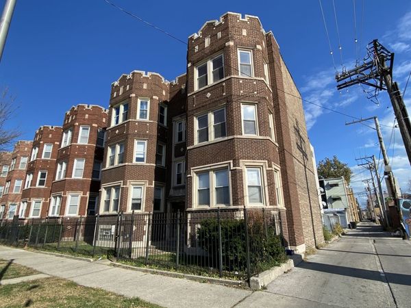 7845 S Cornell Avenue , Unit 3, Chicago, IL 60649