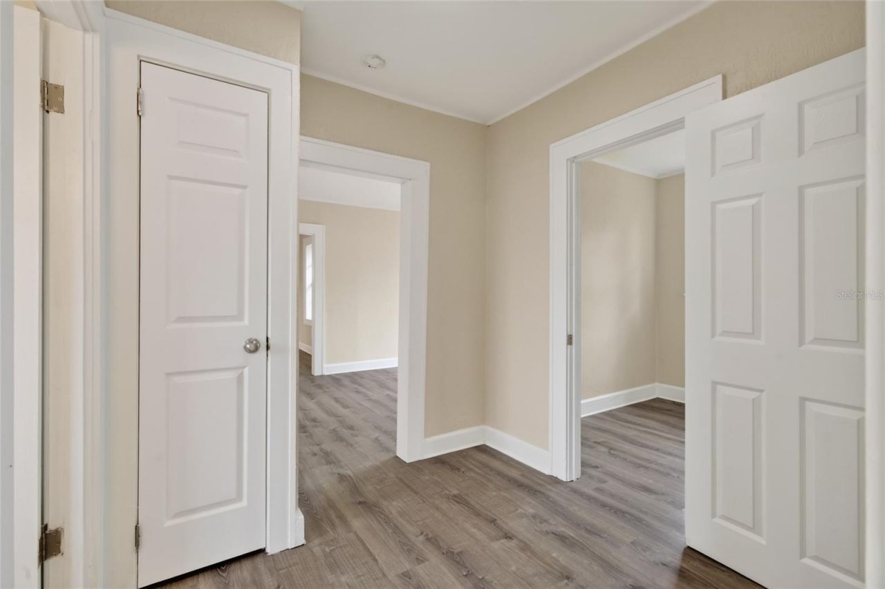1327 35th Street S, Saint Petersburg, FL 33711 Photo