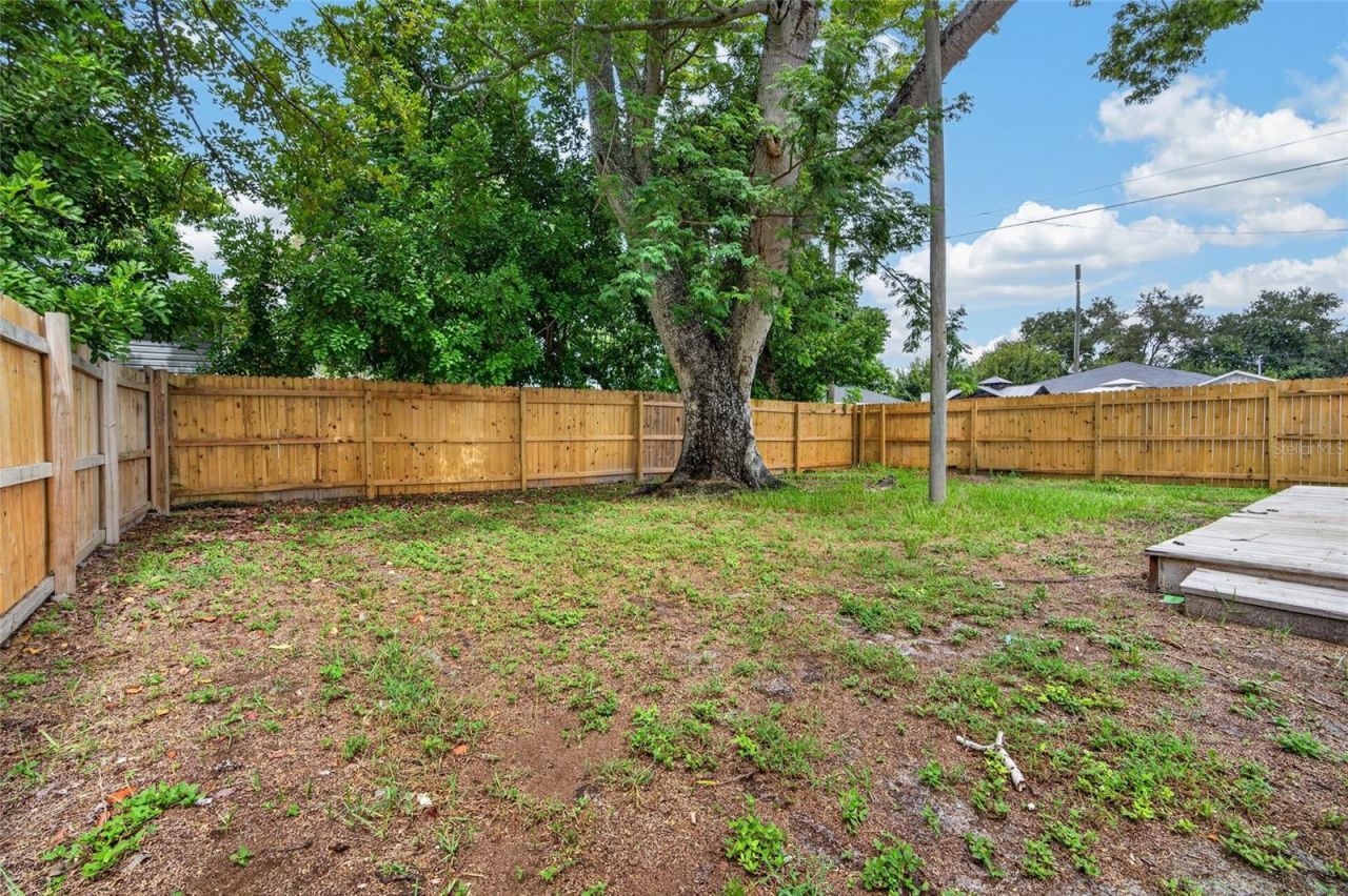 1327 35th Street S, Saint Petersburg, FL 33711 Photo