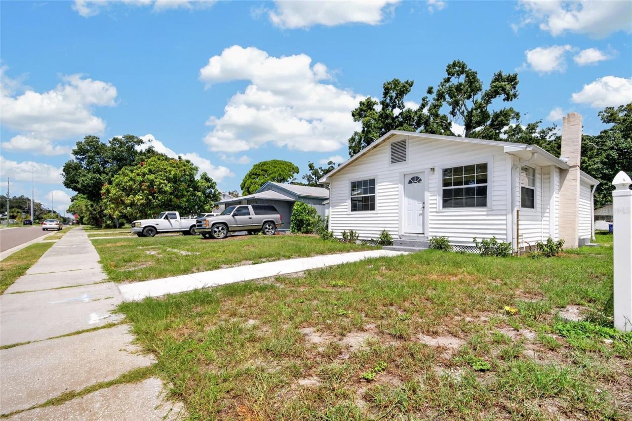 3927 11th Avenue S, Saint Petersburg, FL 33711 Photo