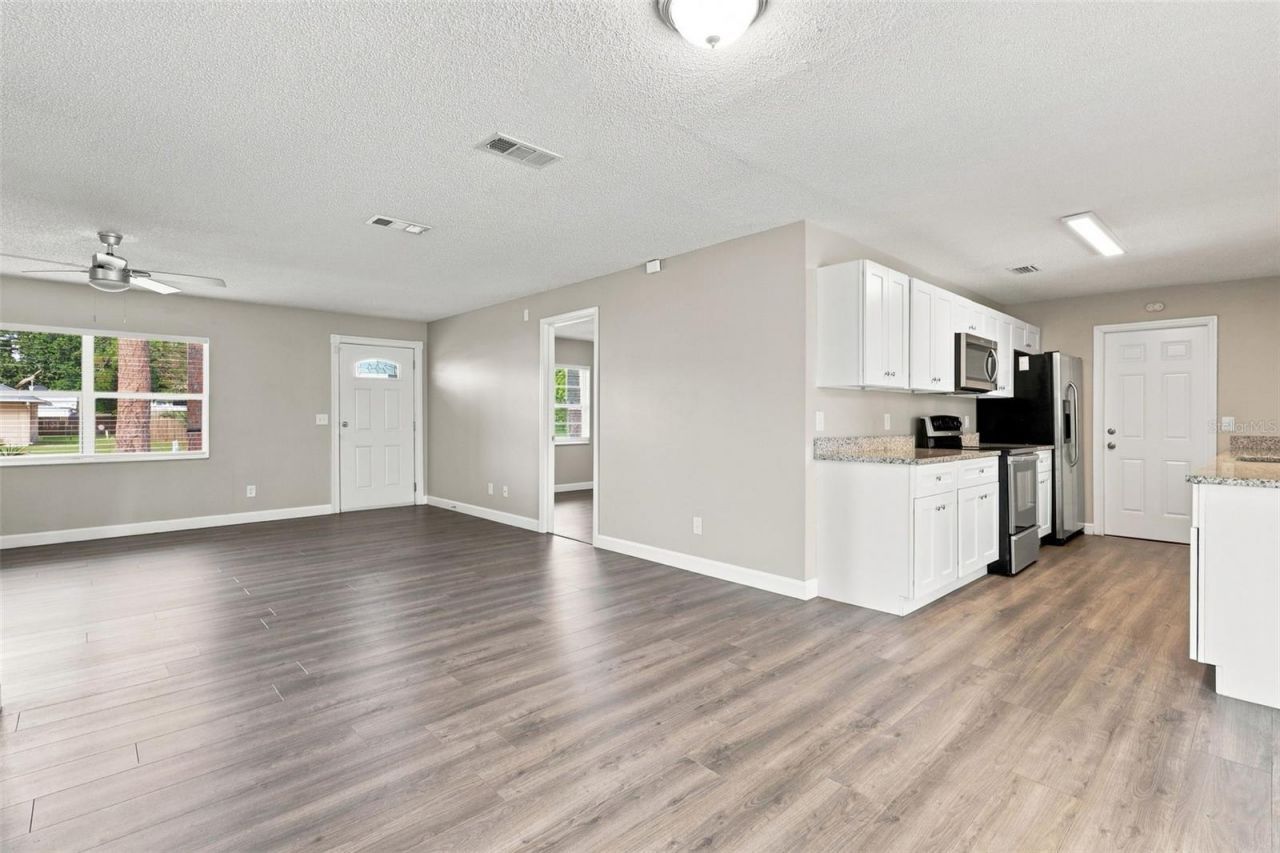 3307 Pine Tree Drive , Edgewater, FL 32141 Photo