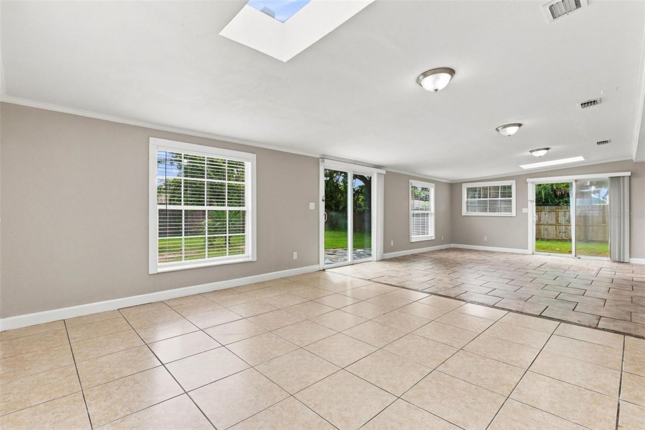 3307 Pine Tree Drive , Edgewater, FL 32141 Photo