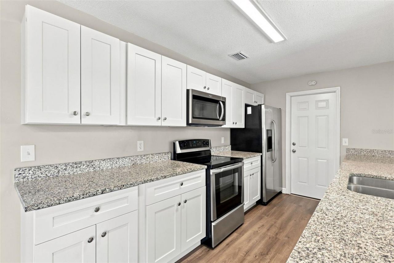 3307 Pine Tree Drive , Edgewater, FL 32141 Photo